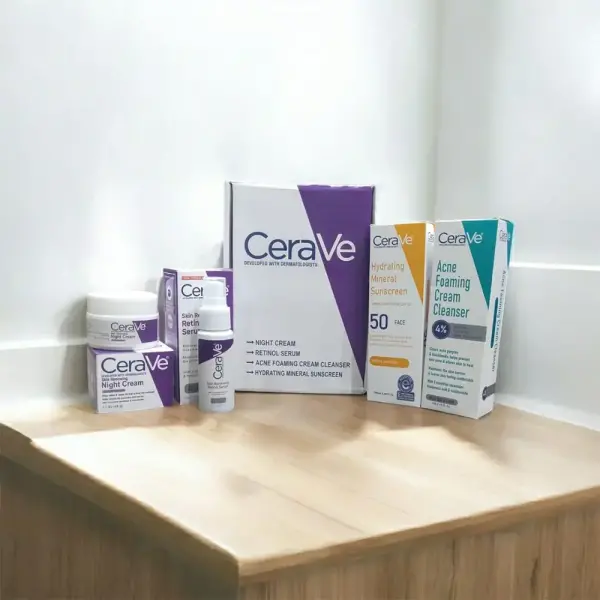 CeraVe Kit With 4 Pce Skin Care Set